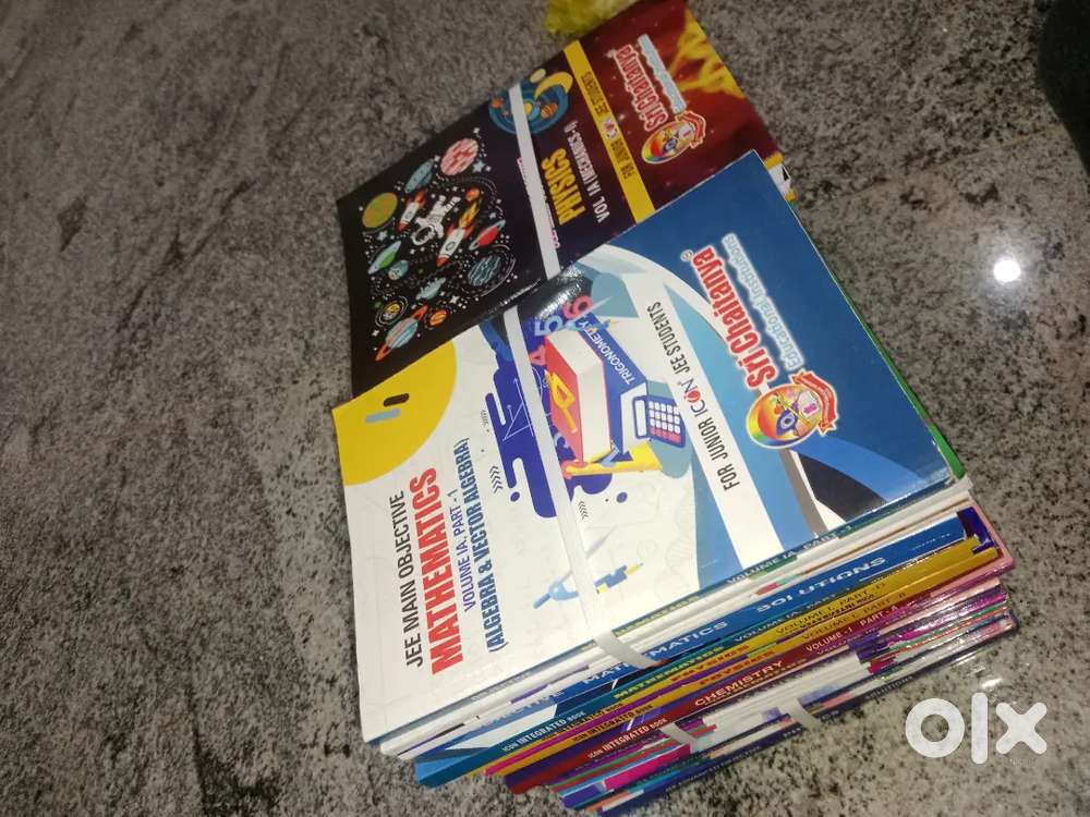 Sri Chaitanya 1st year books(MPC)