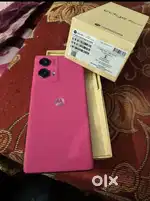 Motorola edge 50 fusion hot pink colour