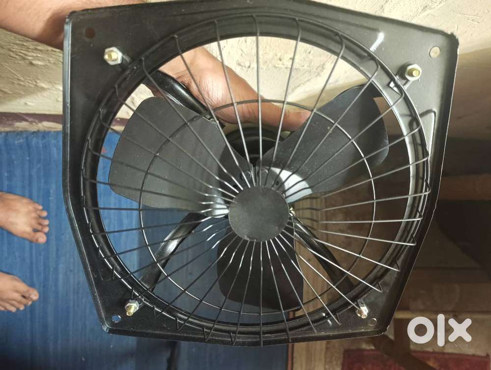 DASH 9 Exhaust Fan