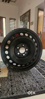 Xuv 700 black rim
