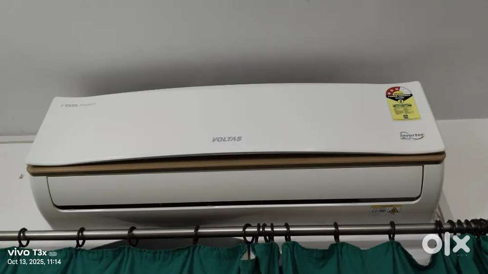 3(Three) years old Voltas AC(3 Star)