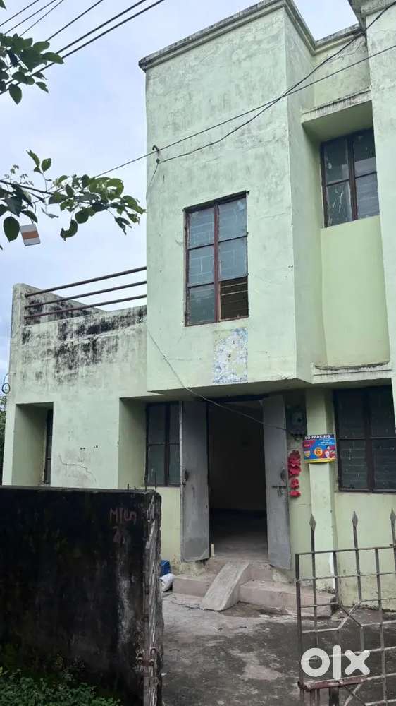 Full independent room for bachelors