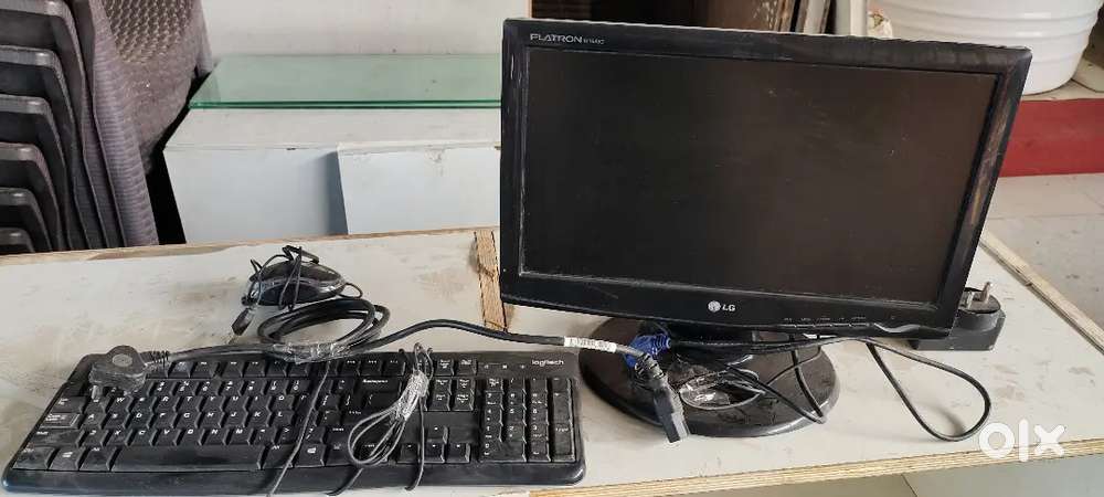 Computer set bechna hai chalu condition me