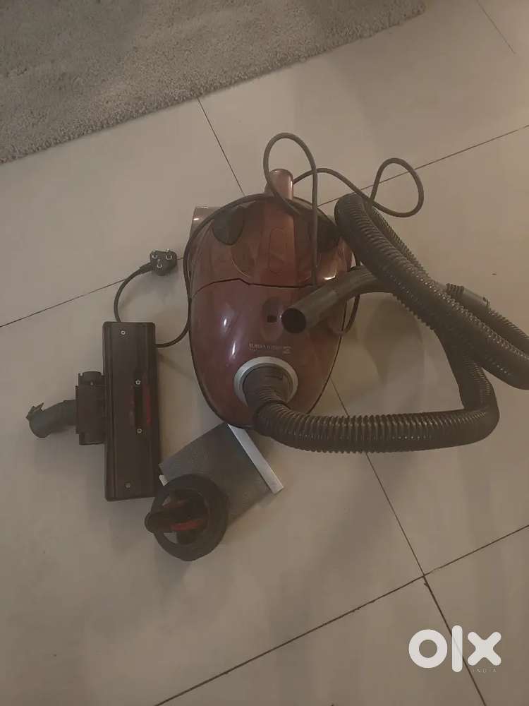 Vaccum Cleaner available