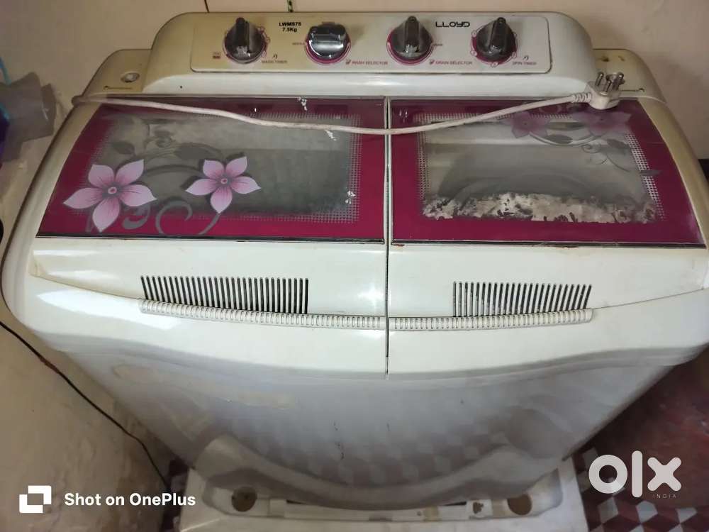 Loyd washing Machine sector 29b