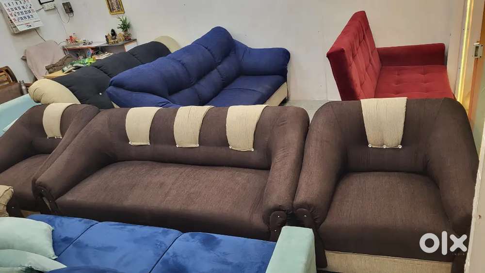 NEW 5 SEATER SOFA