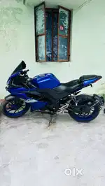 R15 v3 bike in a mint condition