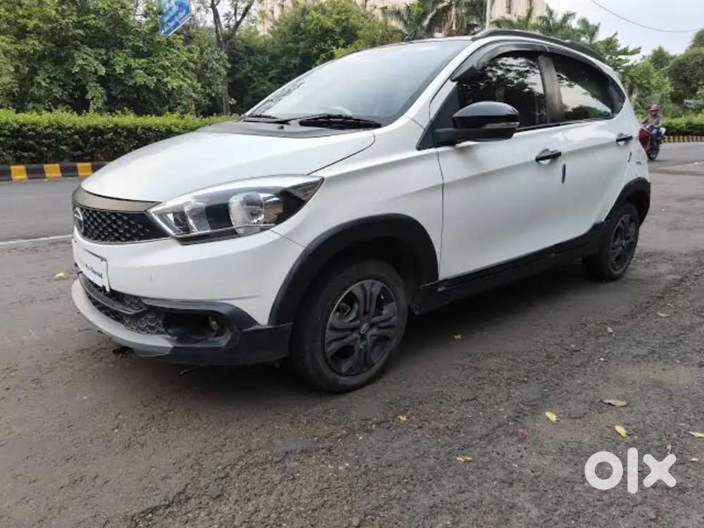Well maintained newly car
