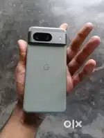 Pixel 8 (8/128gb) bill box available phone is under warranty