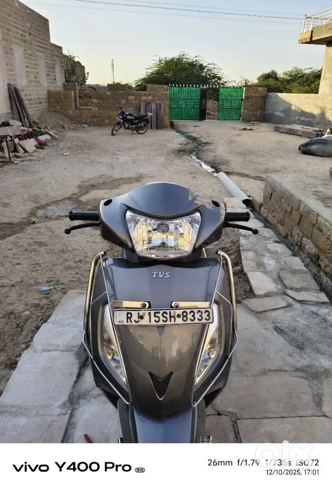 Tvs jupiter 2023 model new tyre all ok condition