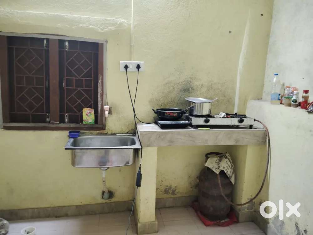 A serious competitive aspirant Room mate required