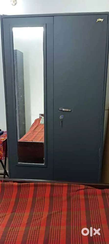 Wardrobes and beds