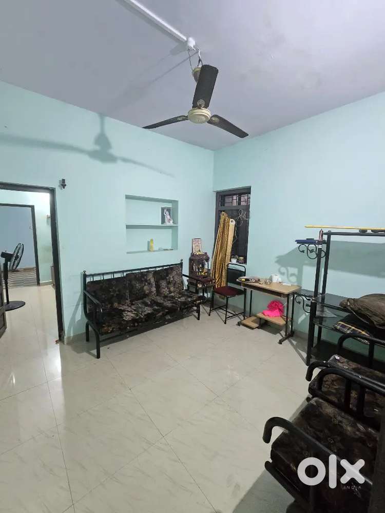 1 BHK For Rent (Semi-Furnished) Near Market