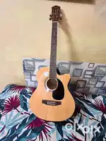Guitar for Sale – Perfect Condition + Amp Compatible – ₹3,500
