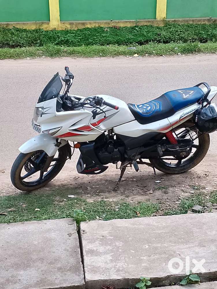 HERO KARIZMA R.