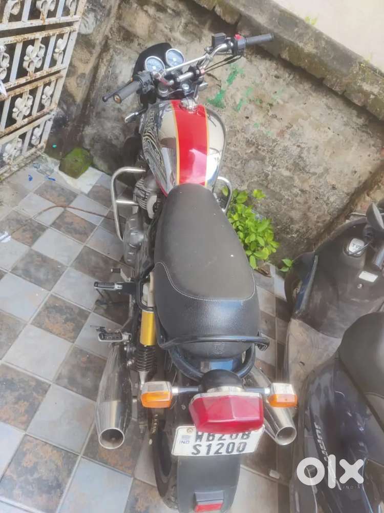 ROYAL ENFIELD INTERCEPTOR 650 MINT CONDITION