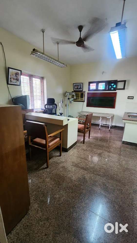 450 SQFT OFFICE SPACE FOR RENT EKM SOUTH