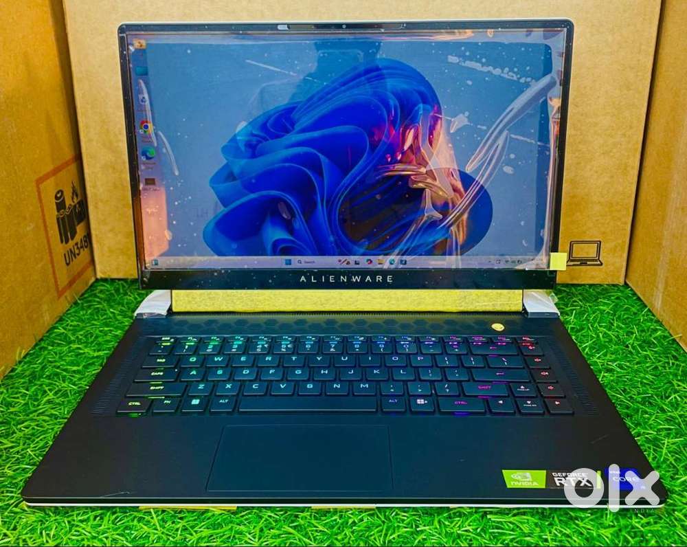 Alienware X15 R2