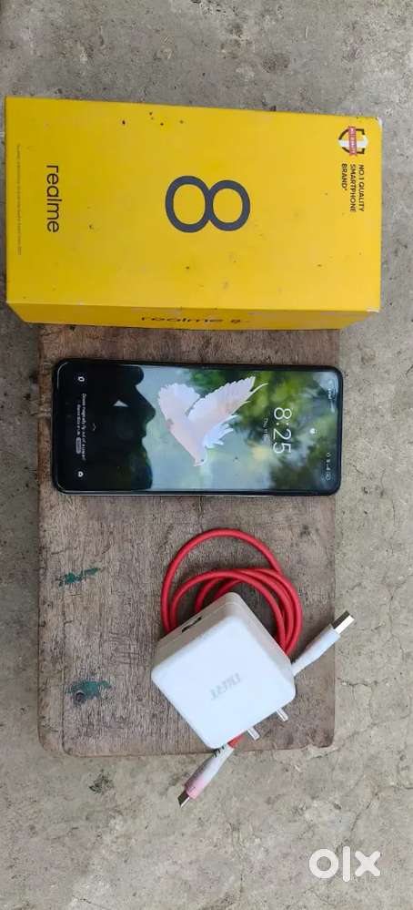 Realme 8 ( 8GB Ram 128GB Rom ) in Display Fingerprint