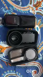 Godox v1 flash with flash kit with x1 trigger