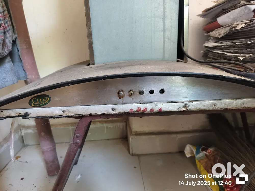 Glenn chimney curved glass