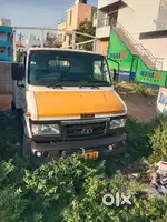 Tata 407 , eicher 2049 eicher 1049