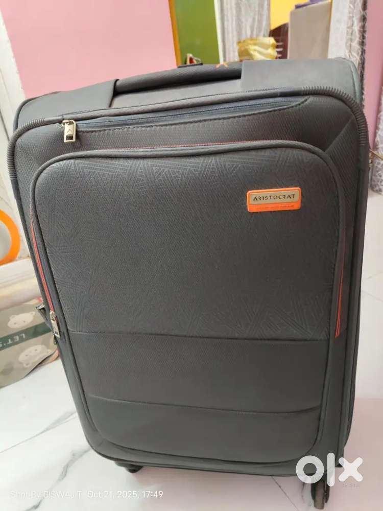 Aristocrat Trolly at Half Price