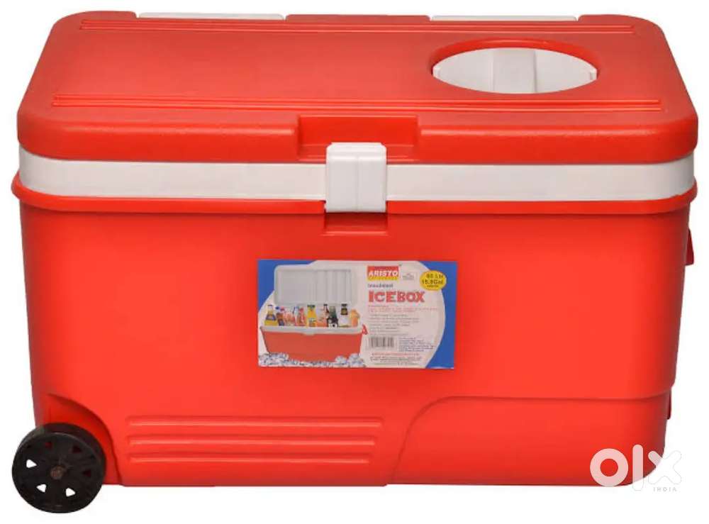 Ice box like new ice box 60 ltr