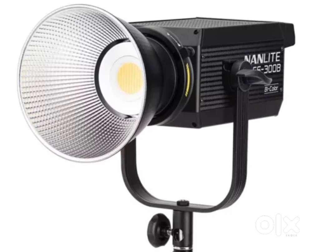Big Video Led Light. NanLight 300b bi color