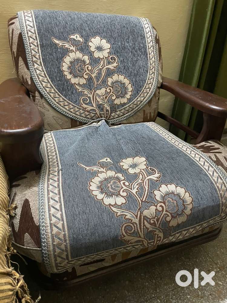 Five seater sofa 3+1+1