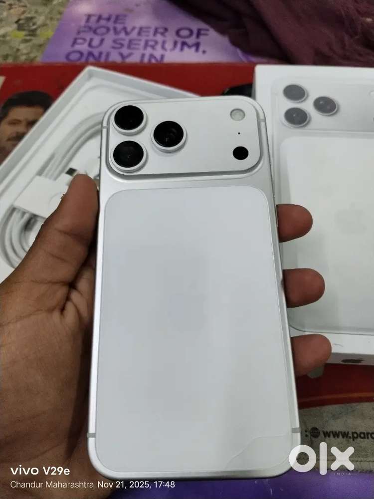 iPhone 17 pro max Amravati cloe