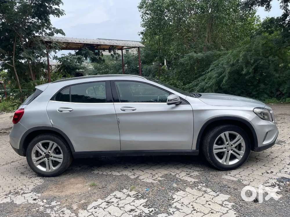 Mercedes benz GLA 200