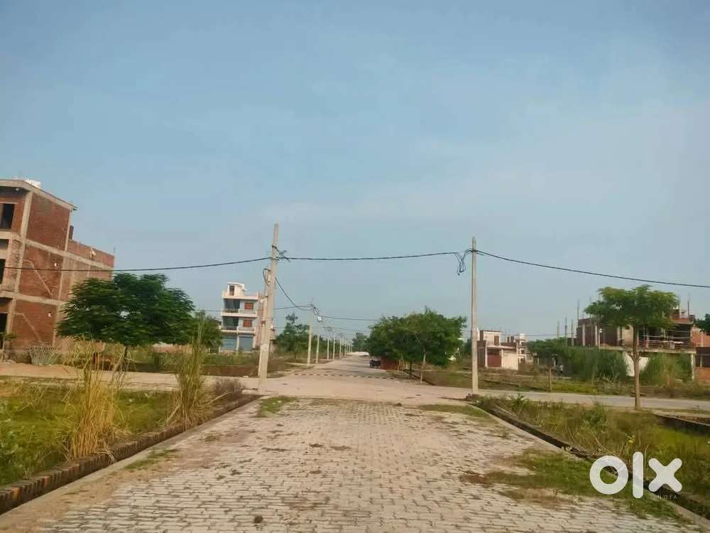 Gosaiganj me1599 sqft से शुरू किफायती प्लॉट – नगर पंचायत से पास लेआउट