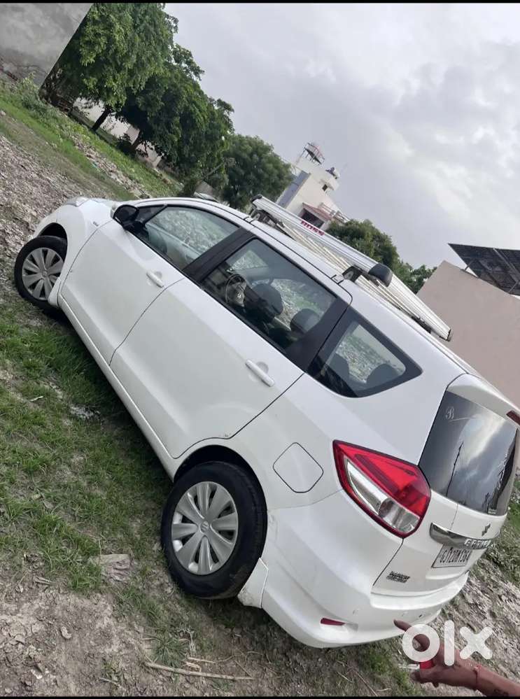 Maruti Suzuki Ertiga 2018