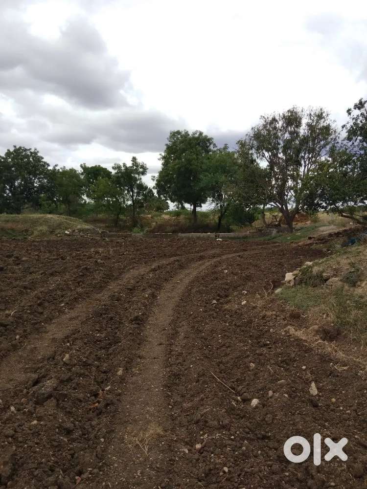 1km from ballary national highway to land, 15km from hiriyur to land