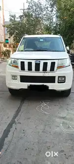 Mahindra TUV 300 T8, 2016, Diesel