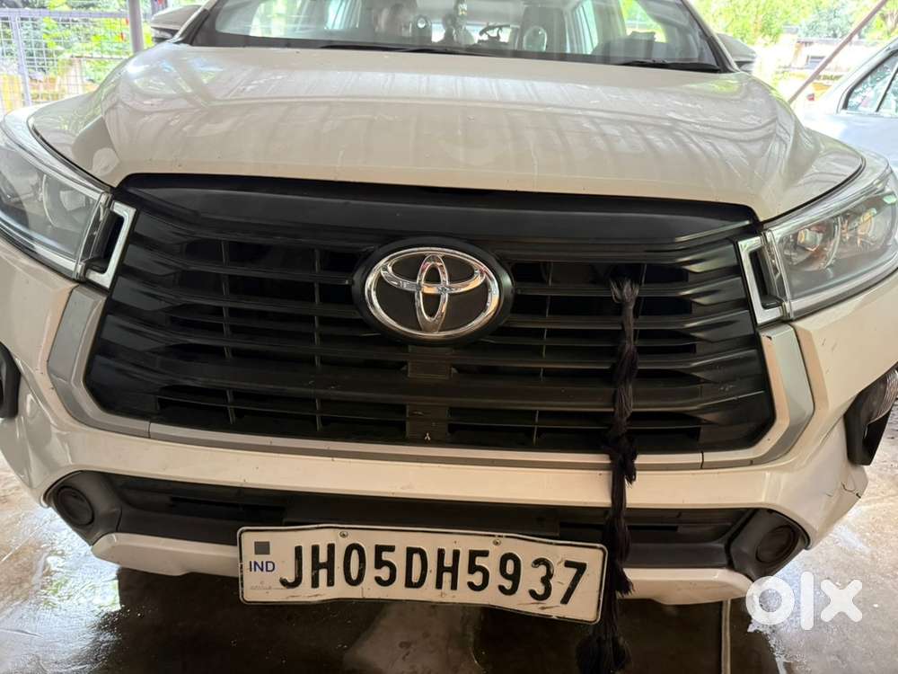 Toyota Innova Crysta 2022 Petrol 156000 Km Driven