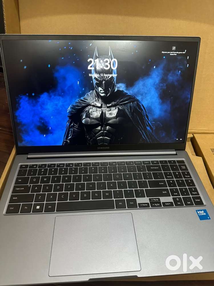 Samsung Galaxy Book4 Core 7 (Under Warranty)