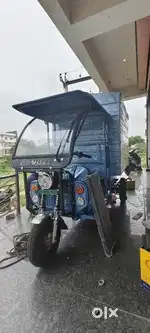 E RICKSHAW WITH 2 LITHIUM ION BATTERIES