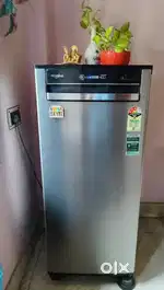Selling Whirlpool Fridge – Clean, Spacious & Energy Efficient