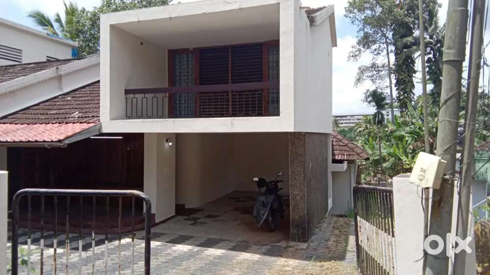 Ladies Hostel available including food