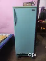 190ltr kelvinator fridge in good working condition with Stebilizer