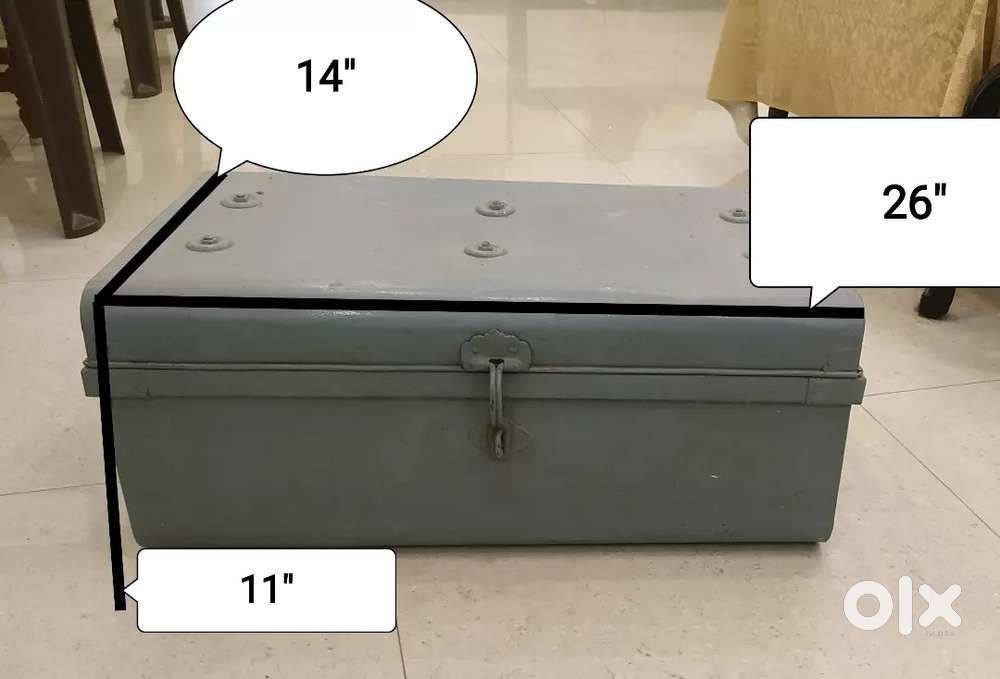 Trunk for sale
