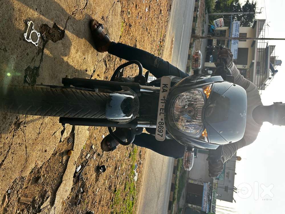 Pulsar 150 dts-i 2018 model