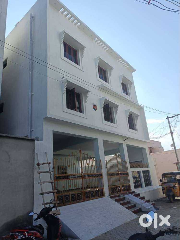 Near Solamalai College of Engineering and Mahatma Global Gateway CBSE