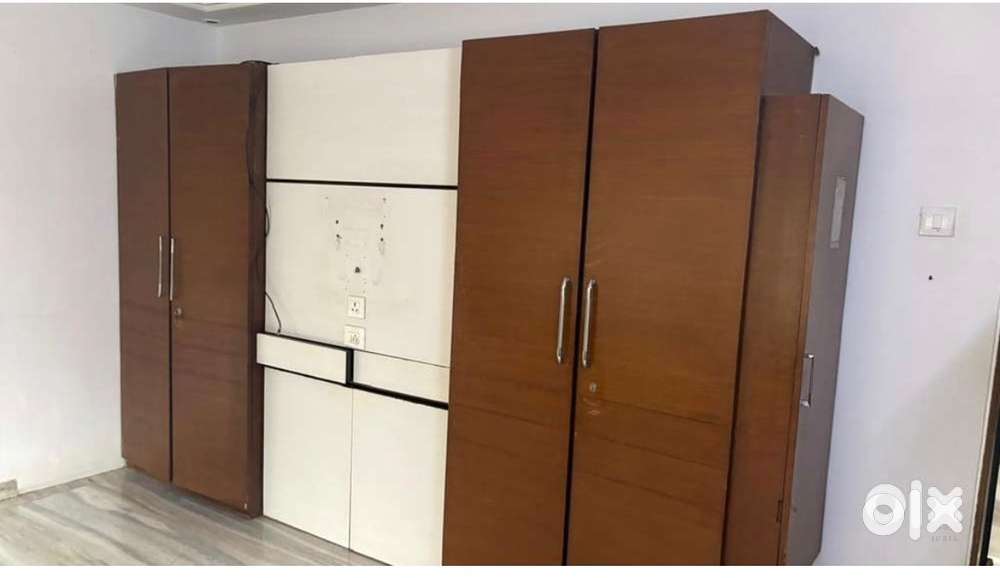 All wadrobes for sale plus TV UNIT and 2 compartments with it
