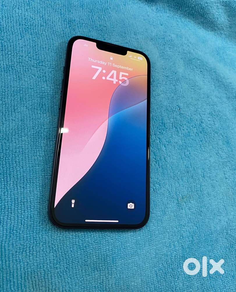 Iphone 13(mint condition)