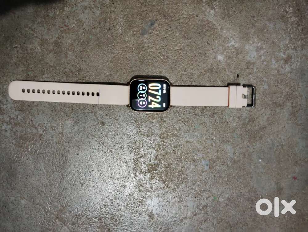 SMART WATCH (ZEBRONICS)