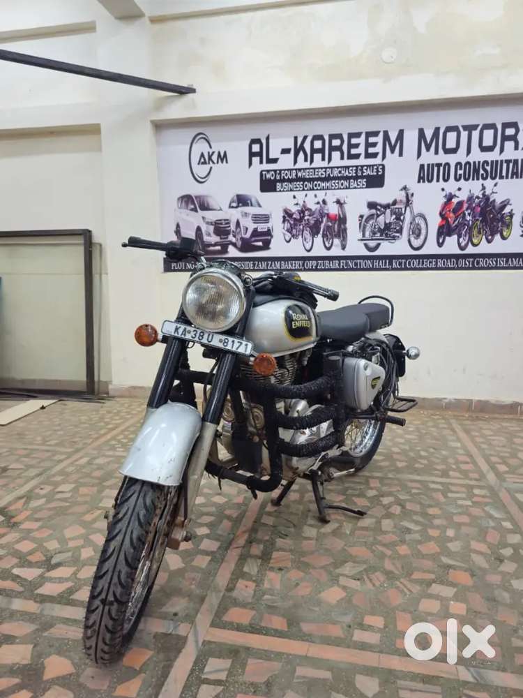 Royal Enfield classic-350 Bs-4 2017 Model 01st Owner