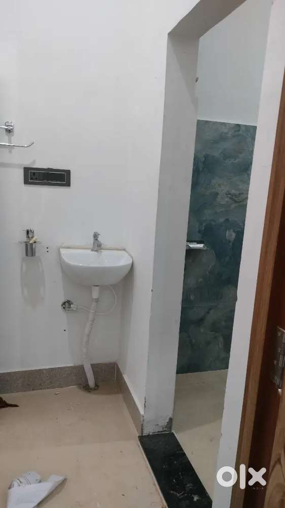 Om puram colony near sai coldstore bharthana chauraha etawah